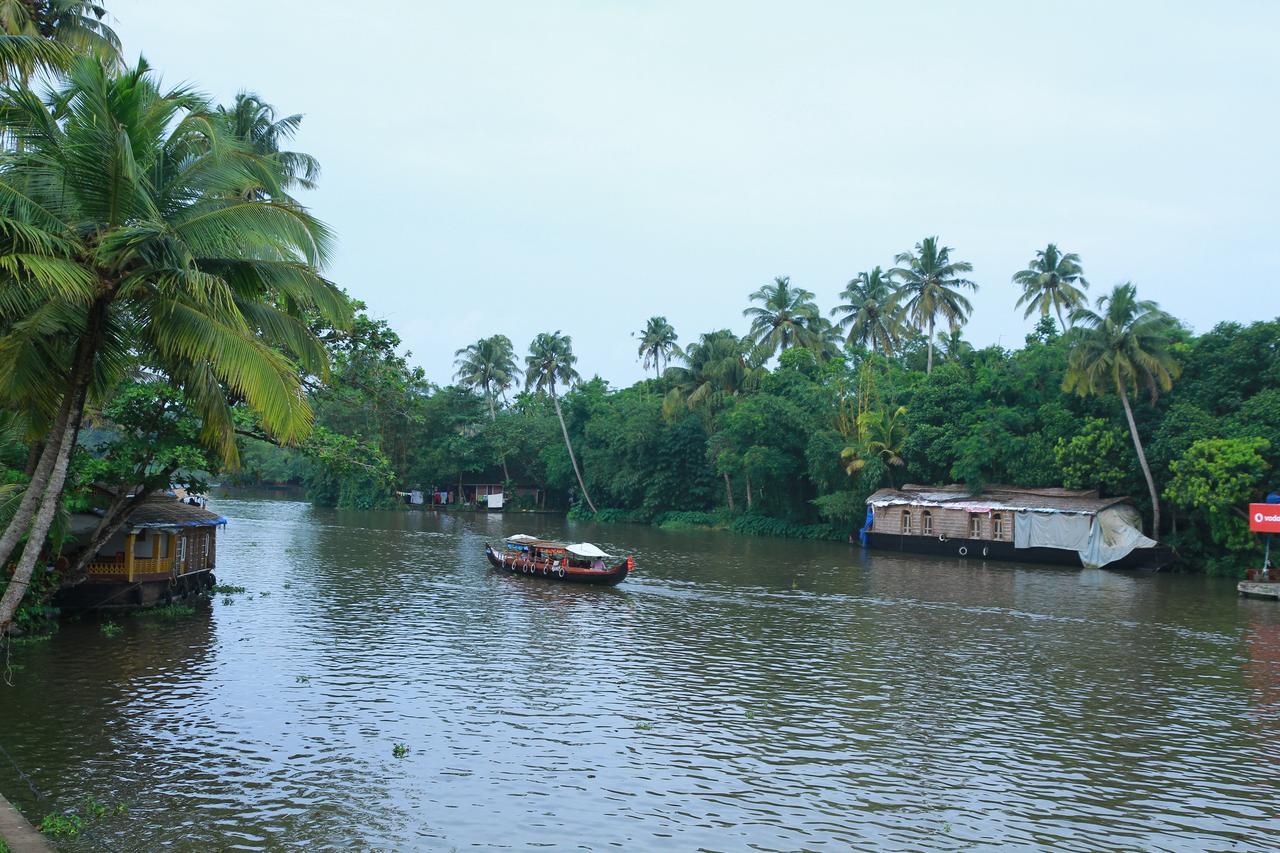 Chaandhni Lake View Ξενοδοχείο Alappuzha Εξωτερικό φωτογραφία